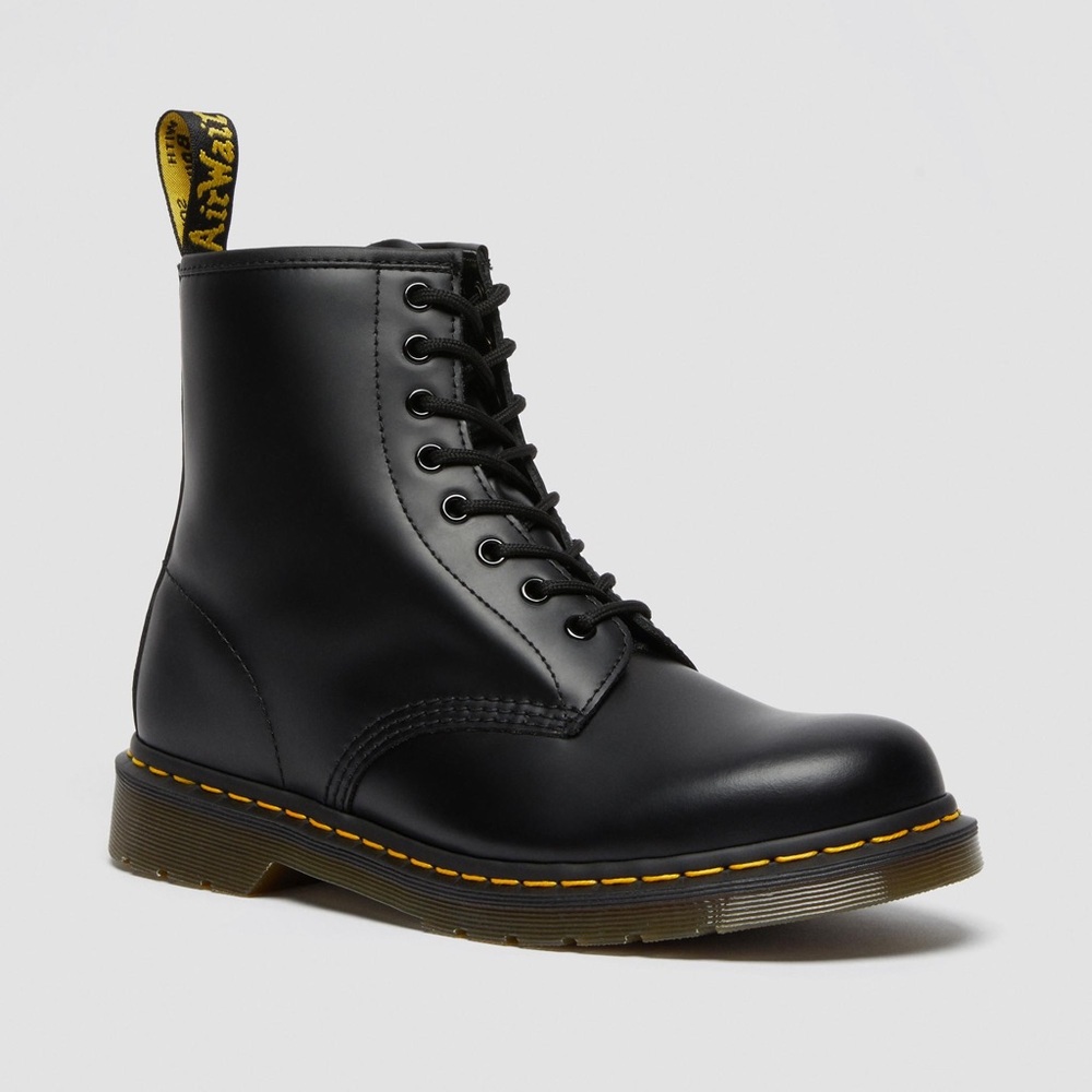1460 Doc Marten Boots